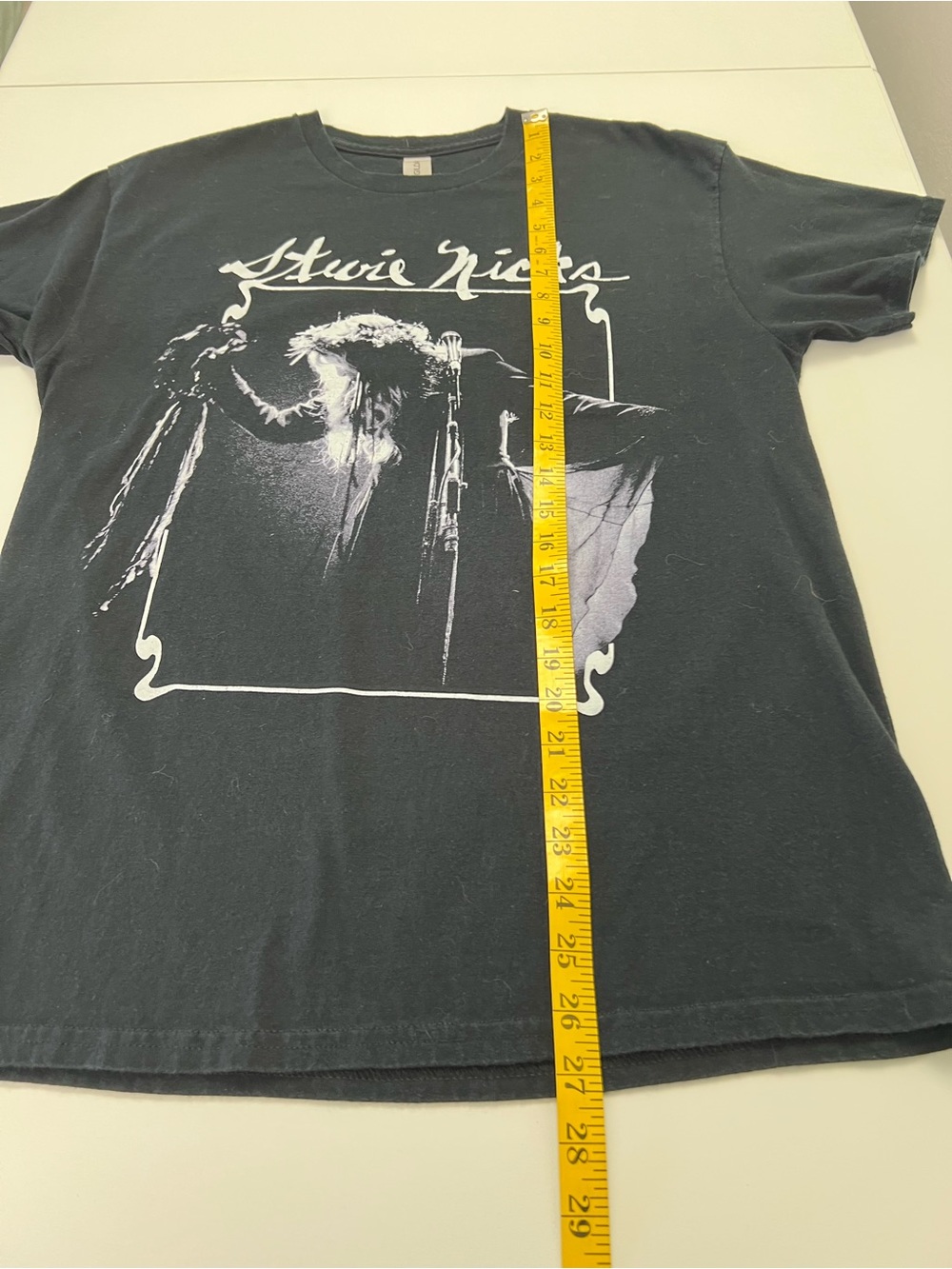 Stevie Nicks Live Photo Concert Tour 23- 24 Short Sleeve Gildan Ultra Cotton Tee - Picture 7 of 9